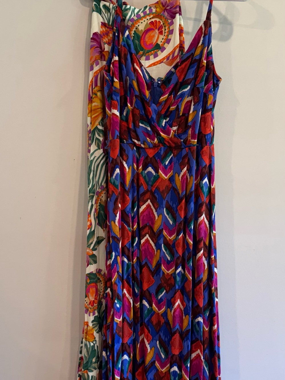 Multicolor V-Neck Sleeveless Maxi Dress